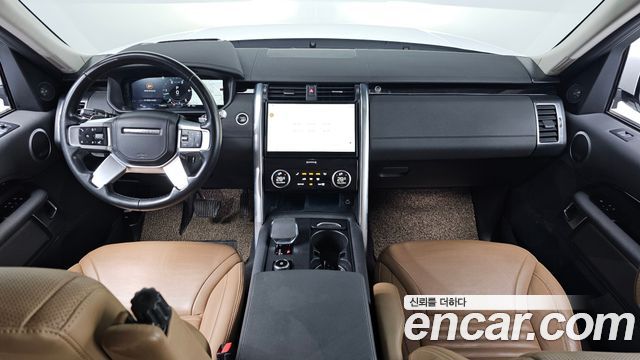 Land Rover Discovery 2022 — photo 7