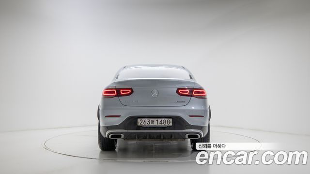 Mercedes-Benz GLC-Class 2023 — photo 4