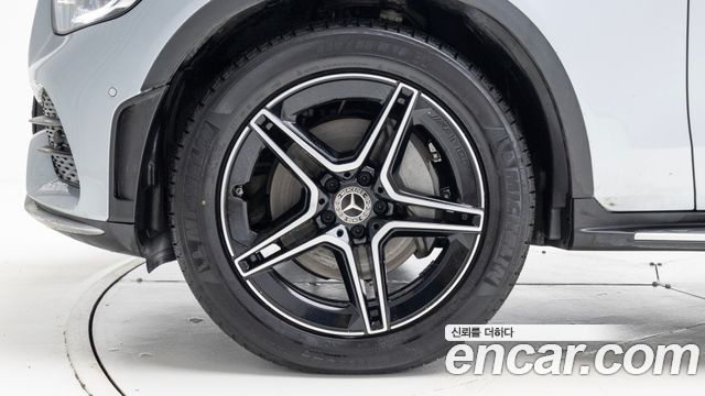 Mercedes-Benz GLC-Class 2023 — photo 5