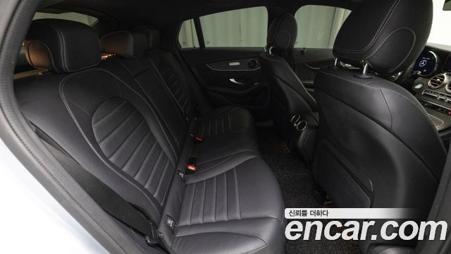 Mercedes-Benz GLC-Class 2023 — photo 10