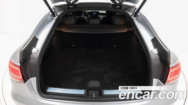 Mercedes-Benz GLC-Class 2023 — photo 11