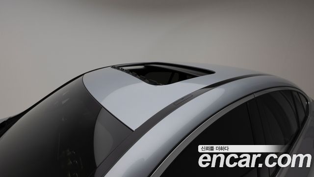 Mercedes-Benz GLC-Class 2023 — photo 12