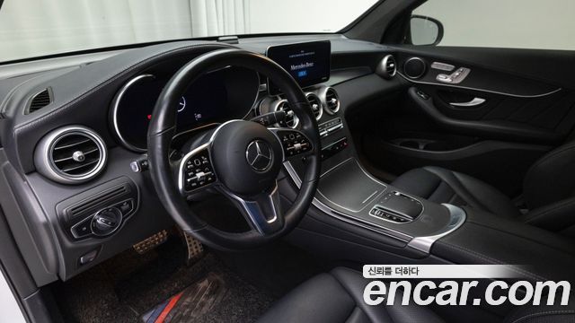 Mercedes-Benz GLC-Class 2023 — photo 18