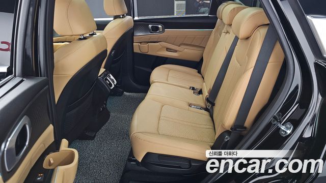 Kia Sorento 2022 — photo 12