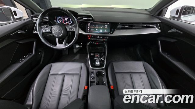 Audi A3 2022 — photo 7