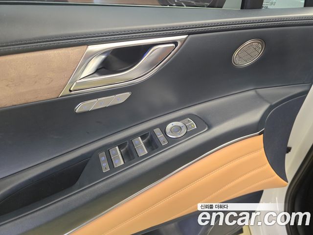 Genesis GV80 2020 — photo 17
