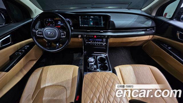 Kia Canival 2021 — photo 7