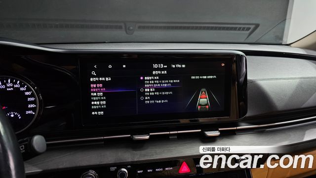 Kia Canival 2021 — photo 15