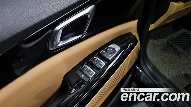 Kia Canival 2021 — photo 20