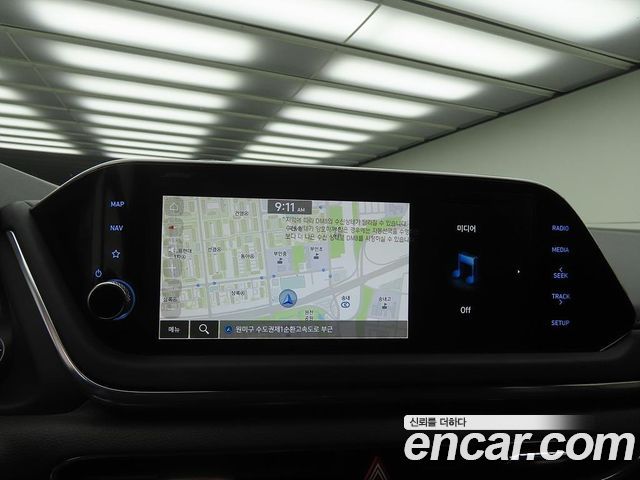 Hyundai Sonata 2022 — photo 18