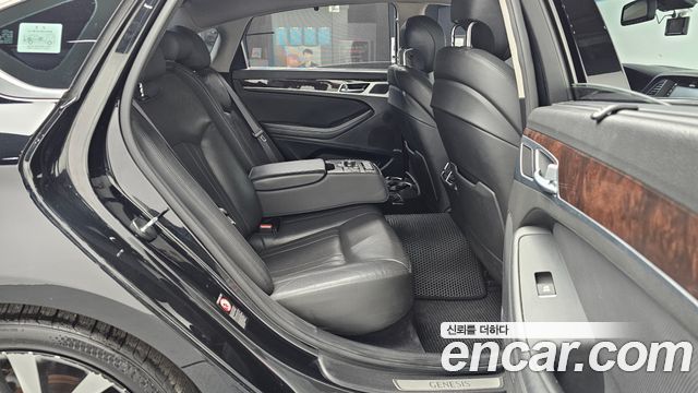Hyundai Genesis 2016 — photo 12