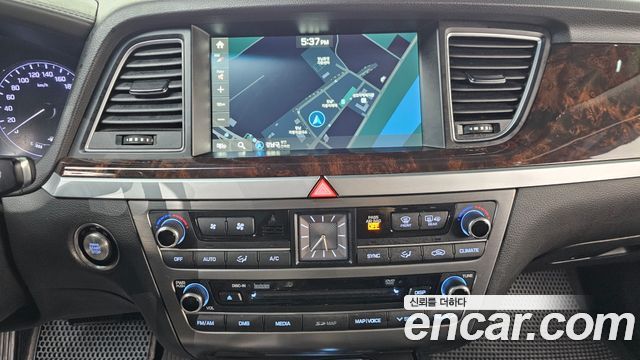 Hyundai Genesis 2016 — photo 15