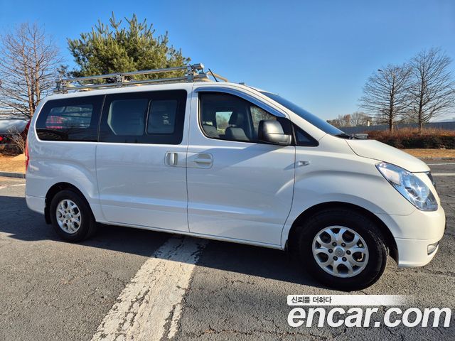 Hyundai Starex 2016 — photo 3