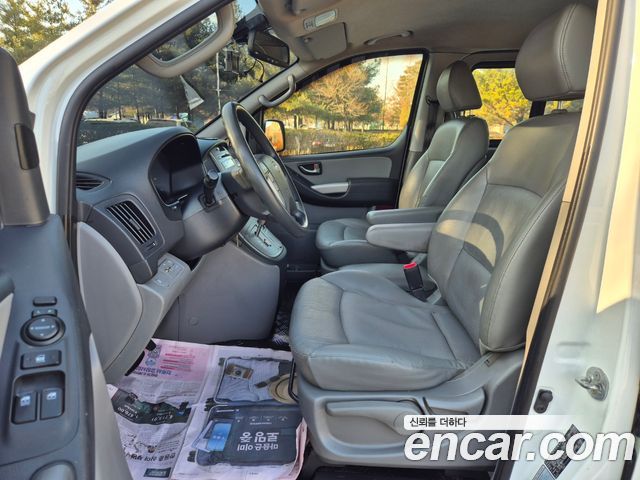 Hyundai Starex 2016 — photo 14