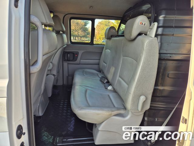 Hyundai Starex 2016 — photo 15