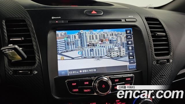 Kia K3 2014 — photo 15
