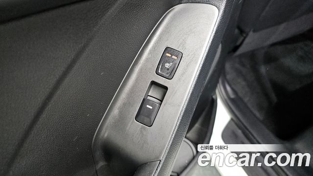 Kia K3 2014 — photo 19