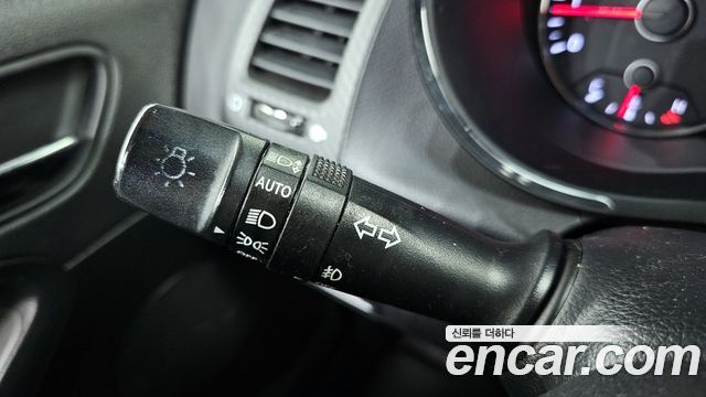 Kia K3 2014 — photo 20
