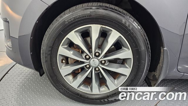Kia Canival 2017 — photo 5