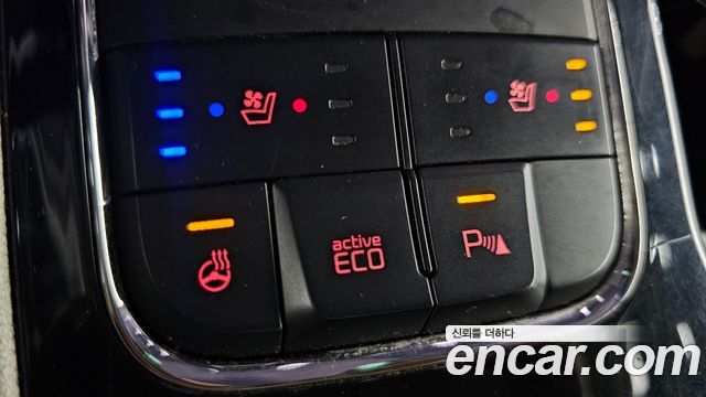 Kia Canival 2017 — photo 16