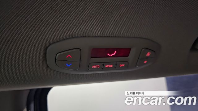Kia Canival 2017 — photo 18