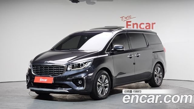 Kia Canival 2019 — photo 1