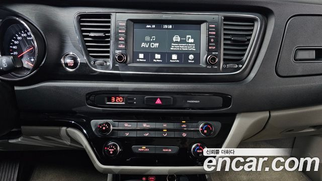 Kia Canival 2019 — photo 14