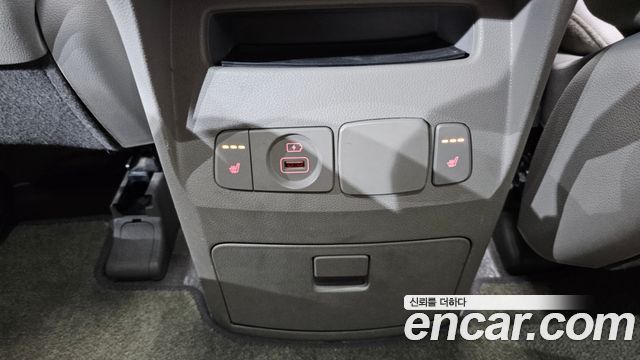 Kia Canival 2019 — photo 19