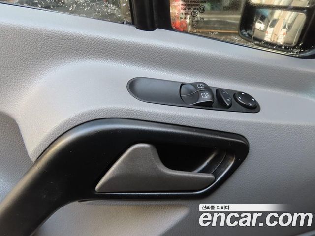 Mercedes-Benz Sprinter 2018 — photo 11