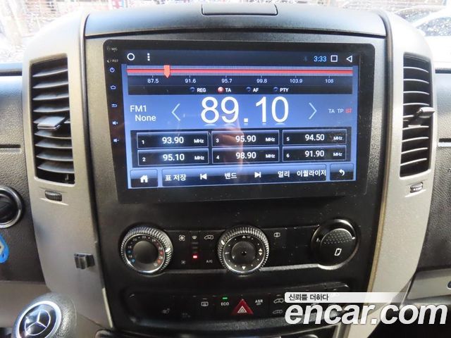 Mercedes-Benz Sprinter 2018 — photo 13