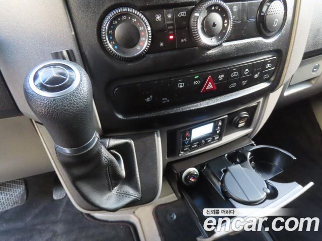 Mercedes-Benz Sprinter 2018 — photo 14