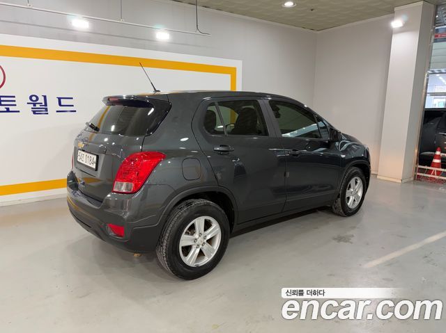 Chevrolet Korea Trax 2017 — photo 7