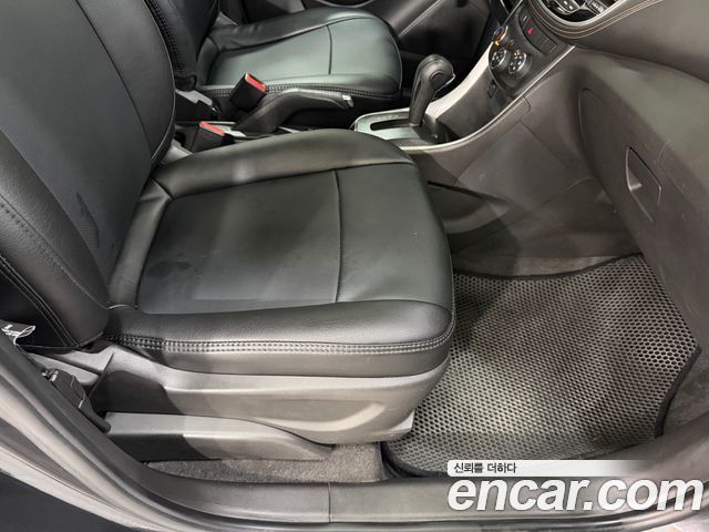 Chevrolet Korea Trax 2017 — photo 11