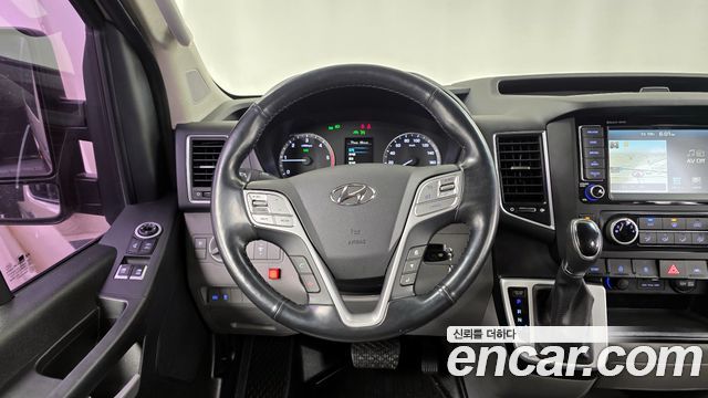 Hyundai Solati 2018 — photo 13