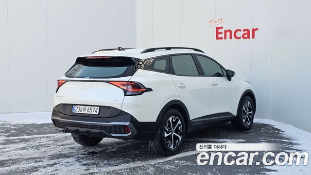 Kia Sportage 2022 — photo 2