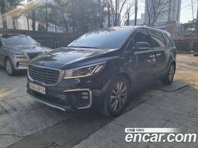 Kia Canival 2019 — photo 3