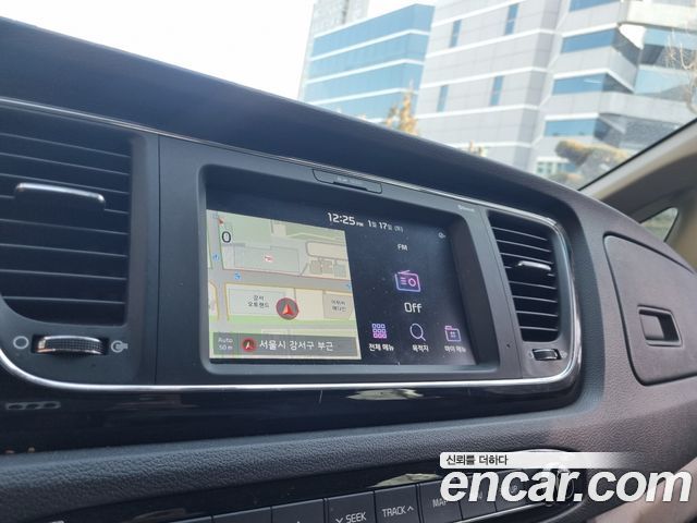 Kia Canival 2019 — photo 11