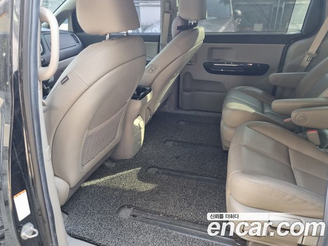 Kia Canival 2019 — photo 14