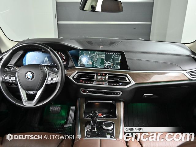 BMW X5 2021 — photo 7