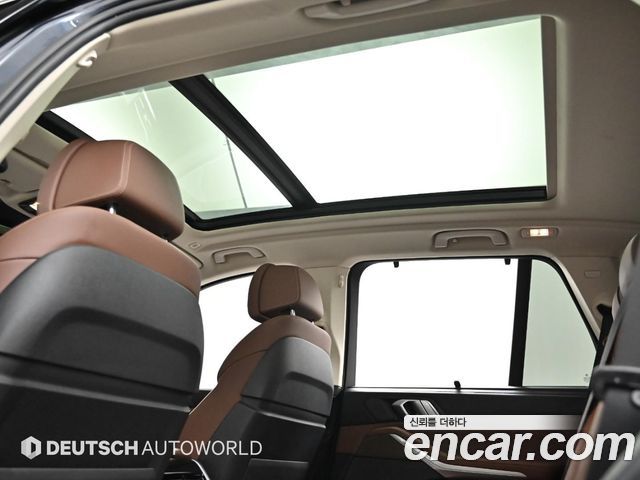 BMW X5 2021 — photo 19