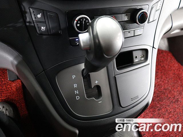 Hyundai Starex 2021 — photo 9