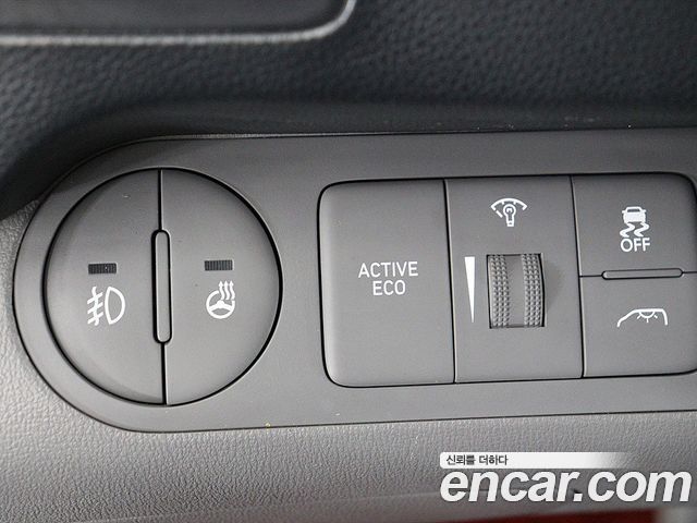 Hyundai Starex 2021 — photo 12