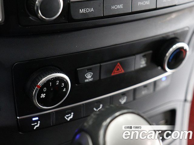 Hyundai Starex 2021 — photo 14