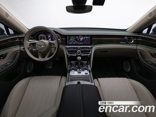 Bentley Flying Spur 2024 — photo 6