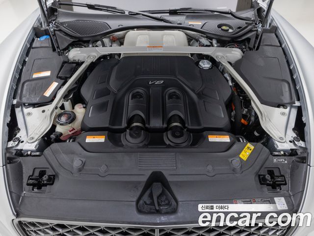 Bentley Continental 2025 — photo 8