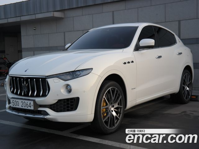 Maserati Levante 2018 — photo 2