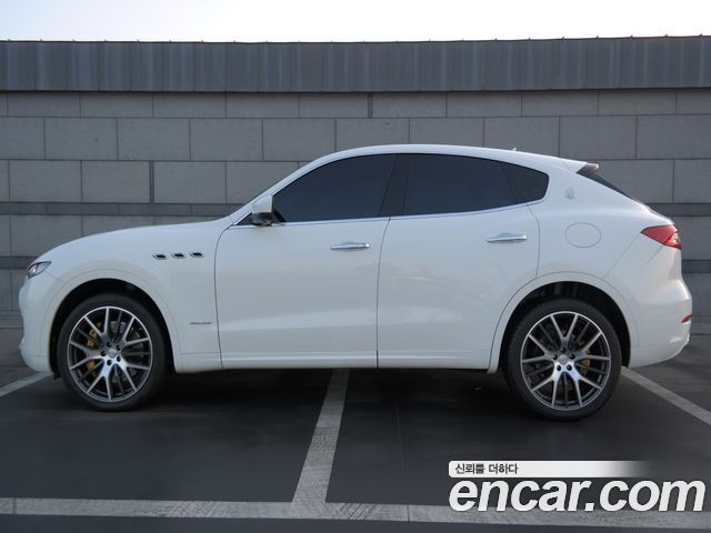 Maserati Levante 2018 — photo 6