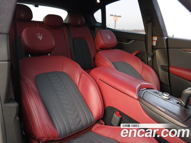 Maserati Levante 2018 — photo 14