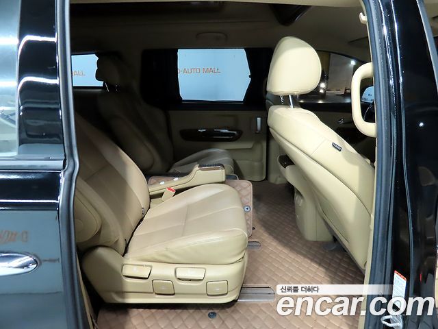 Kia Canival 2016 — photo 7