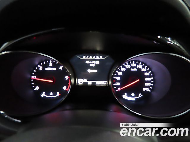 Kia Canival 2016 — photo 8